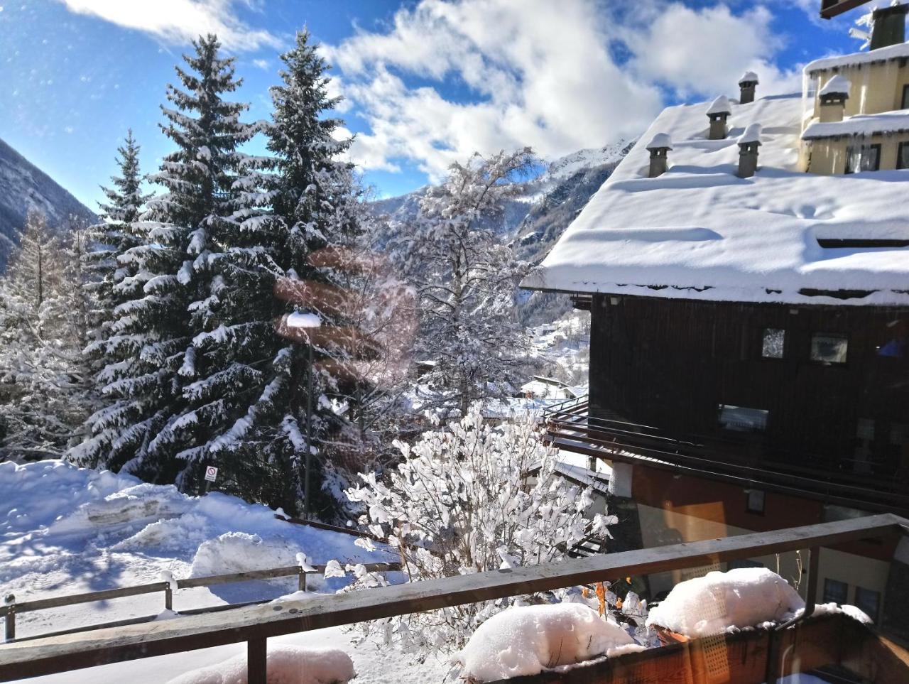 Cervinia-Valt Sport & Relax House Apartman Valtournenche Kültér fotó